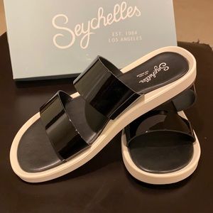 Seychellees Black Sandals
